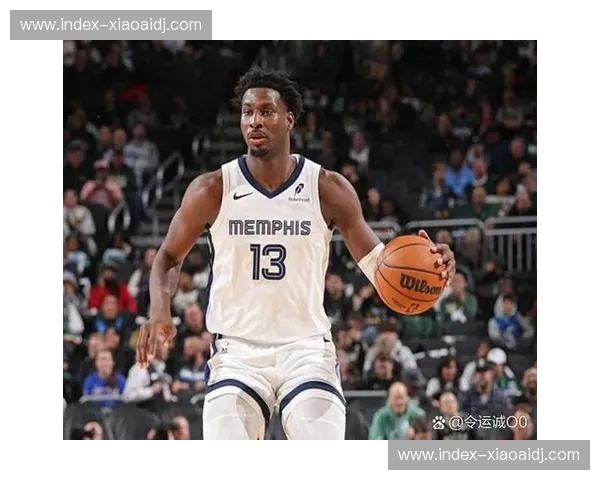 里昂豪取13连胜升至第三 本赛季法甲争冠集团或重新洗牌