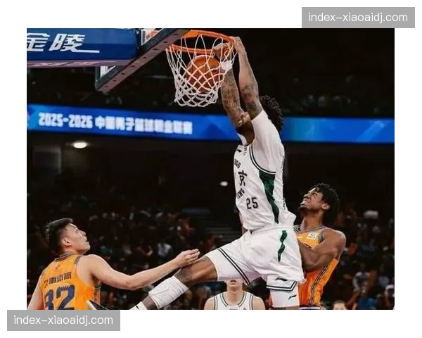 南京同曦新援科尔首秀 攻防两端贡献有限